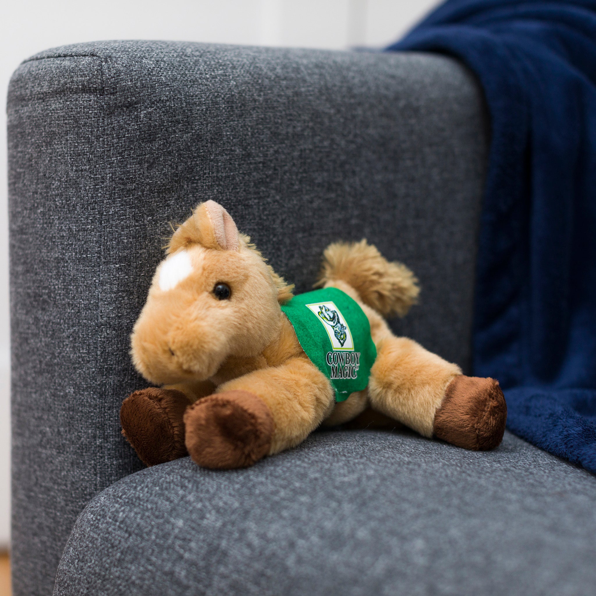 Prancer-Horse-kelly-green-chairwebsize.jpg